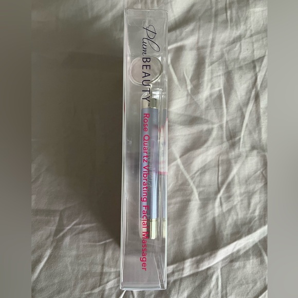 NWT Plum Beauty Anti Aging Rose Quartz Vibrating Facial Massager - Picture 3 of 4